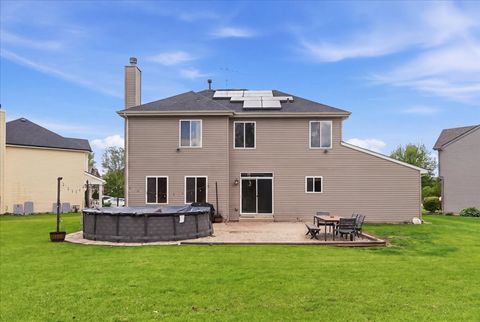 Tiny photo for 170 Cobbler Court, Sugar Grove, IL 60554 (MLS # 12576655)