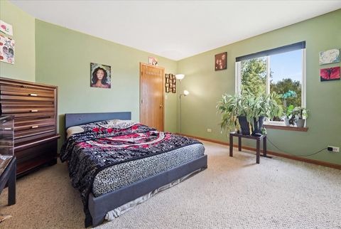 Tiny photo for 170 Cobbler Court, Sugar Grove, IL 60554 (MLS # 12576655)