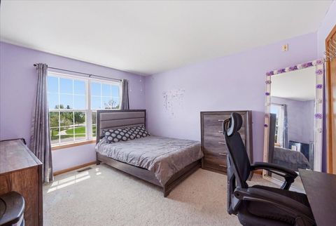 Tiny photo for 170 Cobbler Court, Sugar Grove, IL 60554 (MLS # 12576655)