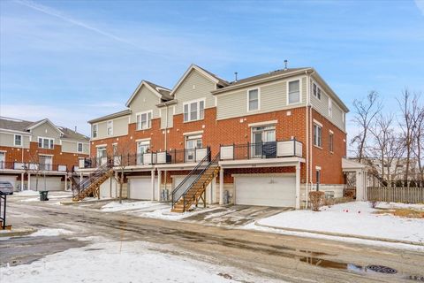 Tiny photo for 222 W Hyde Street, Arlington Heights, IL 60005 (MLS # 12621022)