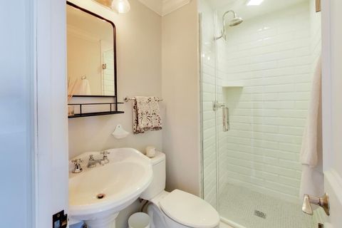 Tiny photo for 1000 N Lake Shore Drive #2009, Chicago, IL 60611 (MLS # 12604072)