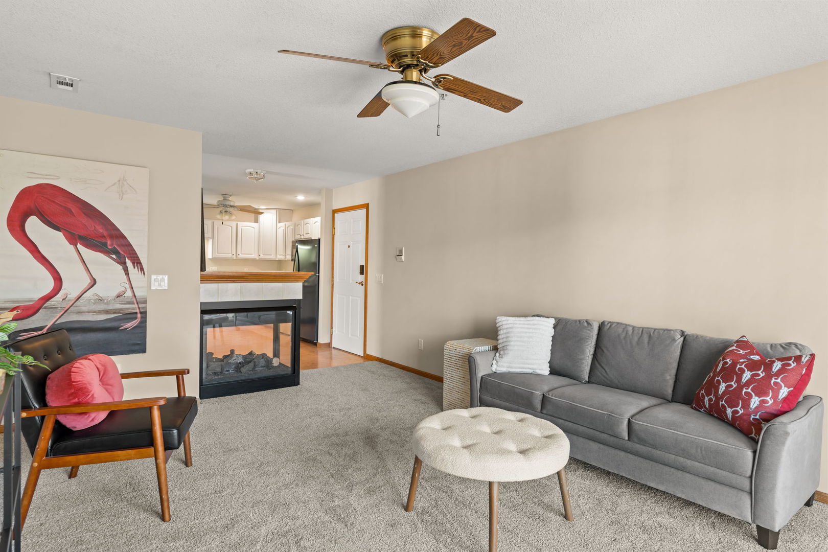 3052 Holiday Court 5