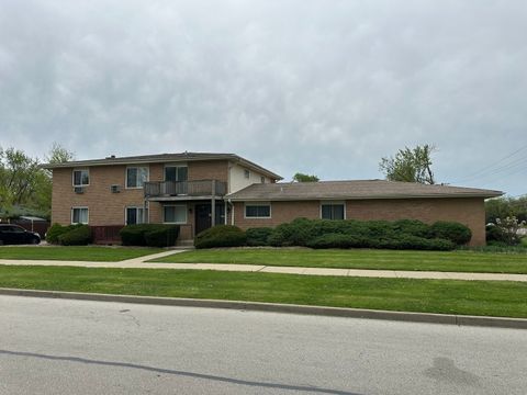 Photo of Des Plaines, IL 60016 (MLS # 12628651)