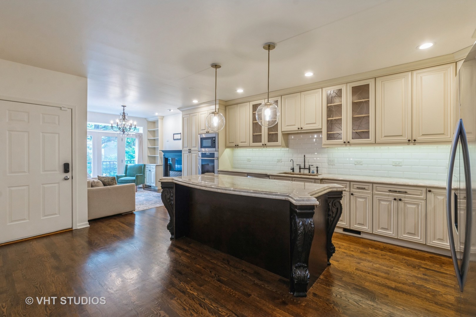 1302 N Bosworth Avenue 1
