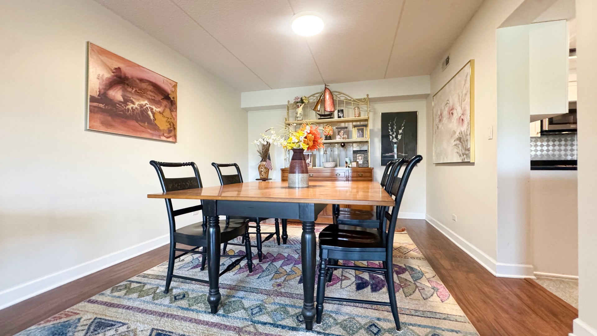 917 Vose Drive 102