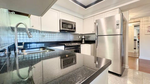 Tiny photo for 917 Vose Drive #102, Gurnee, IL 60031 (MLS # 12737701)