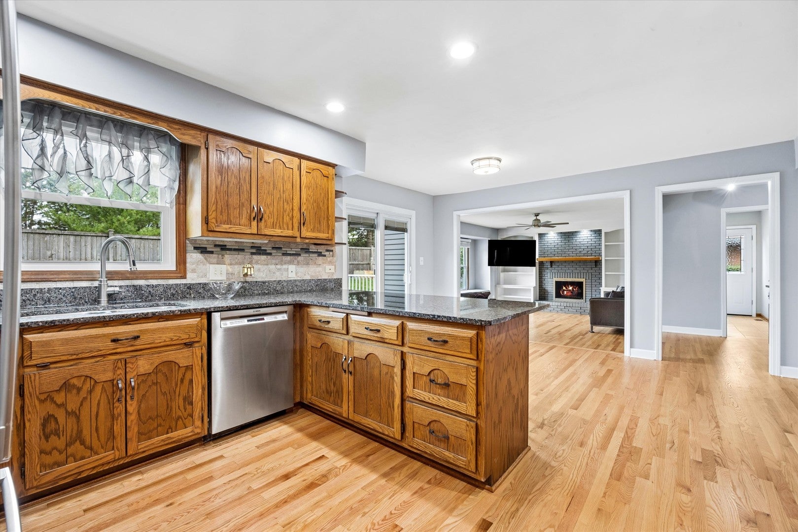 6076 Angel Lane
