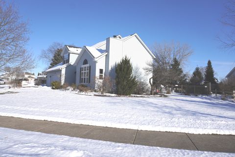 Tiny photo for 430 Brookhaven Circle, Sugar Grove, IL 60554 (MLS # 12524921)