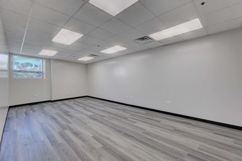 Tiny photo for 9625 W Roosevelt Road #114-A, Westchester, IL 60154 (MLS # 12485433)