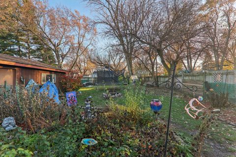 Tiny photo for 18637 W Karen Lane, Gurnee, IL 60031 (MLS # 12517385)