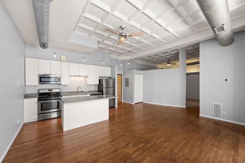 Tiny photo for 1307 S Wabash Avenue #606, Chicago, IL 60605 (MLS # 12631245)