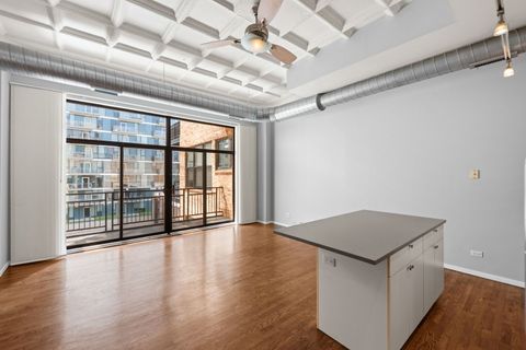 Tiny photo for 1307 S Wabash Avenue #606, Chicago, IL 60605 (MLS # 12631245)