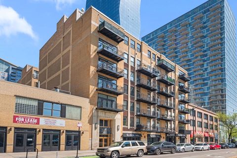 Photo of 1307 S Wabash Avenue #606, Chicago, IL 60605 (MLS # 12631245)