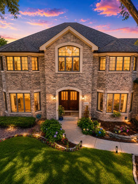 Tiny photo for 6904 Irish Court, Darien, IL 60561 (MLS # 12700370)