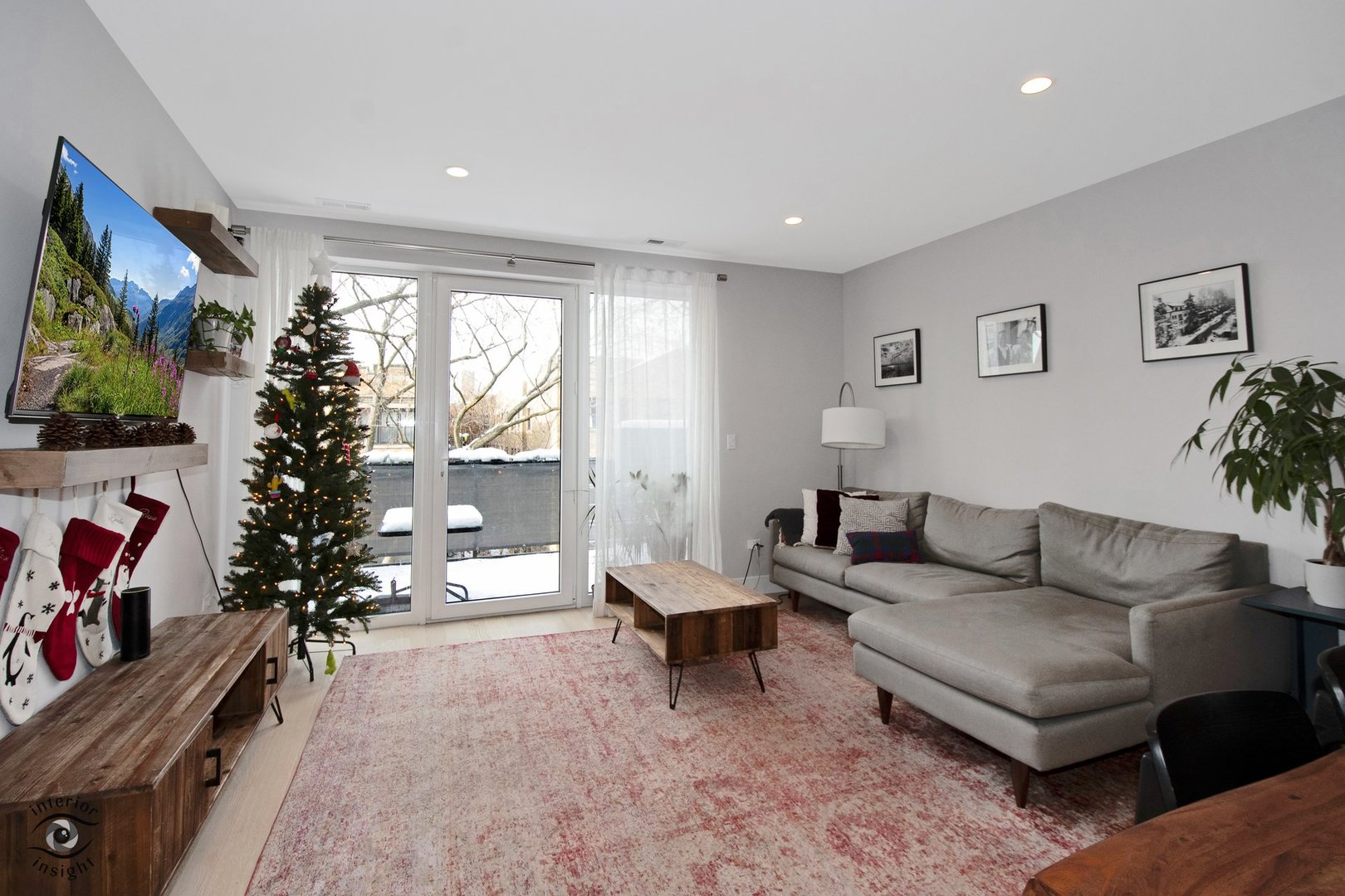 4937 N Winthrop Avenue 3N