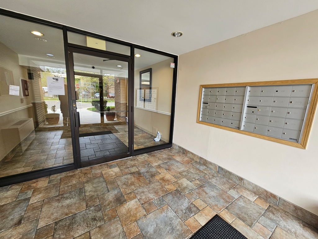3000 BAYSIDE Drive 311