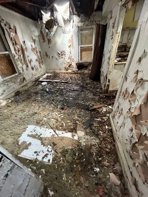 Tiny photo for 501 E Mulberry Street, Bloomington, IL 61701 (MLS # 12329237)