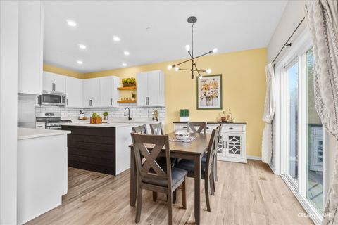 Tiny photo for 1122 Goldfinch Avenue, Yorkville, IL 60560 (MLS # 12616935)