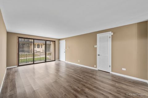 Tiny photo for 2037 N Harlem Avenue #1W, Chicago, IL 60707 (MLS # 12610658)