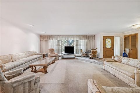 Tiny photo for 10129 Westmanor Drive, Franklin Park, IL 60131 (MLS # 12619303)