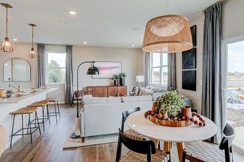 Tiny photo for 286 Kingsport Drive, South Elgin, IL 60177 (MLS # 12492667)