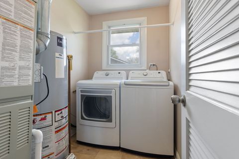 Tiny photo for 575 Aztec Drive, Carol Stream, IL 60188 (MLS # 12598820)