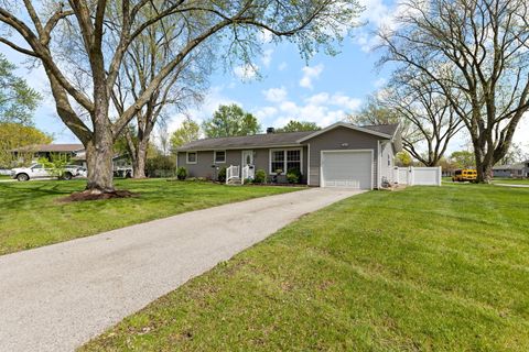 Tiny photo for 575 Aztec Drive, Carol Stream, IL 60188 (MLS # 12598820)