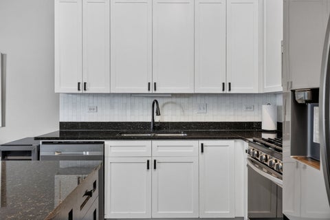 Tiny photo for 950 W MONROE Street #612, Chicago, IL 60607 (MLS # 12719825)