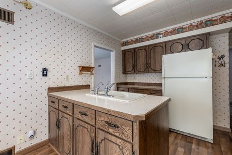 Tiny photo for 226 Clay Street, Ottawa, IL 61350 (MLS # 12589659)