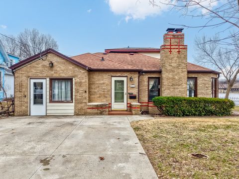 Tiny photo for 226 Clay Street, Ottawa, IL 61350 (MLS # 12589659)