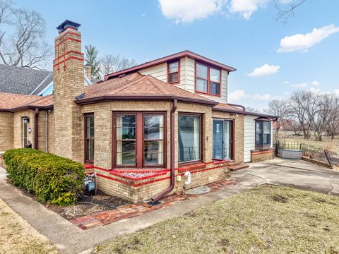 Tiny photo for 226 Clay Street, Ottawa, IL 61350 (MLS # 12589659)