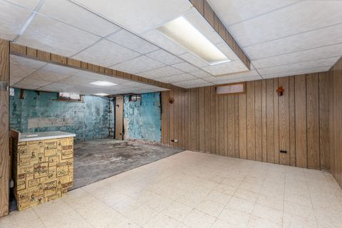 Tiny photo for 226 Clay Street, Ottawa, IL 61350 (MLS # 12589659)