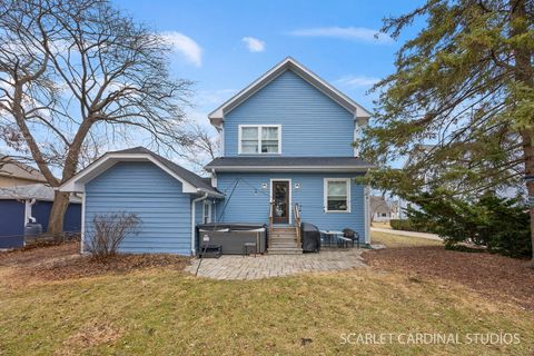 Tiny photo for 314 E Jefferson Avenue, Wheaton, IL 60187 (MLS # 12602634)