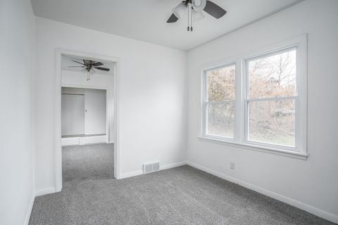 Tiny photo for 730 25th Street, Bettendorf, IA 52722 (MLS # 100000162)