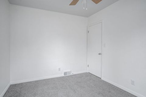 Tiny photo for 730 25th Street, Bettendorf, IA 52722 (MLS # 100000162)