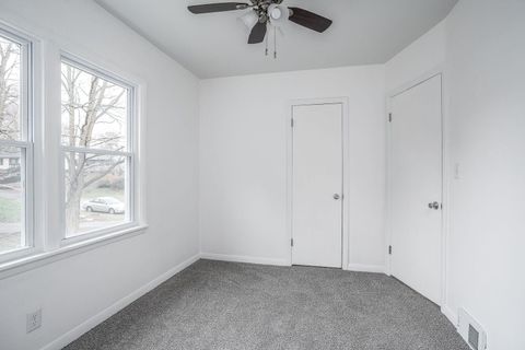 Tiny photo for 730 25th Street, Bettendorf, IA 52722 (MLS # 100000162)