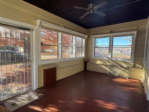 Tiny photo for 534 Lawn Drive, Loves Park, IL 61111 (MLS # 12523742)