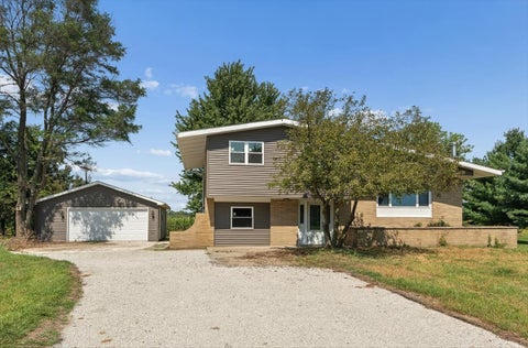 Photo of 1188 E 3300 N Road, Chebanse, IL 60922 (MLS # 12759075)