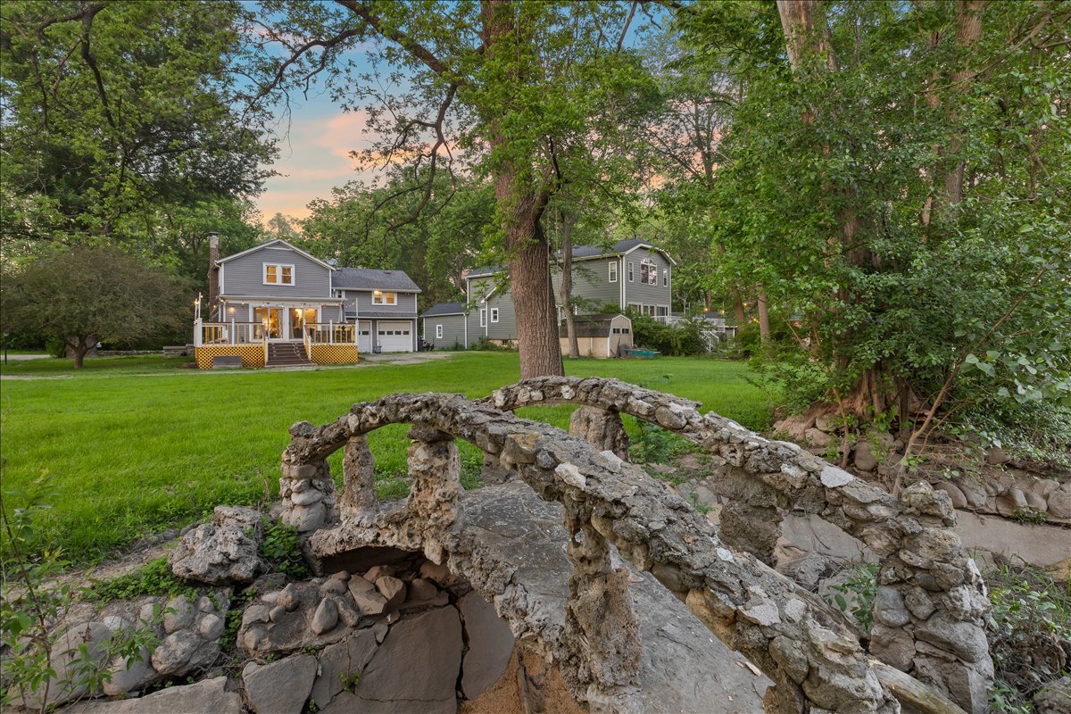 1418 Winaki Trail
