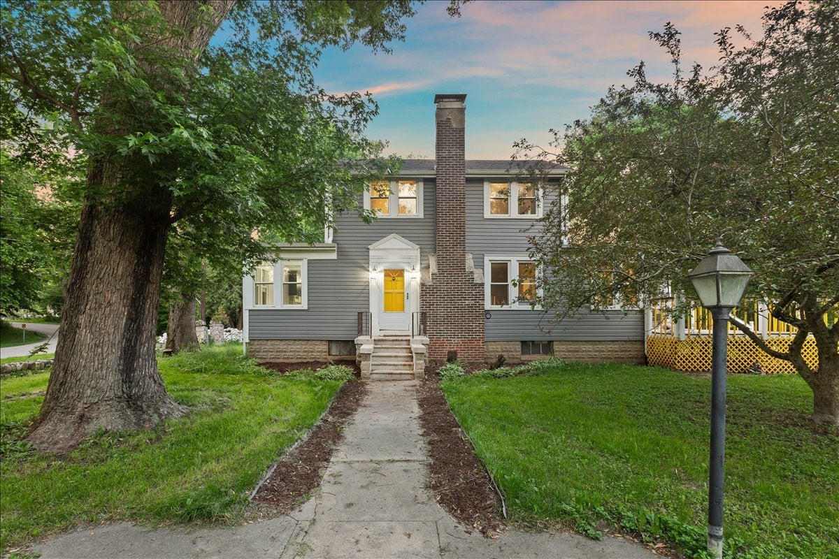 1418 Winaki Trail