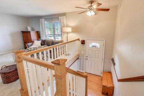 Tiny photo for 613 Autumn Drive, Roselle, IL 60172 (MLS # 12488413)