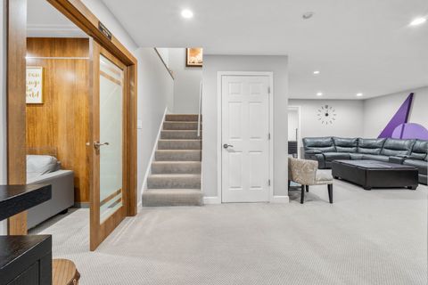 Tiny photo for 1337 Hiawatha Court, Highland Park, IL 60035 (MLS # 12606005)