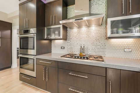 Tiny photo for 1337 Hiawatha Court, Highland Park, IL 60035 (MLS # 12606005)