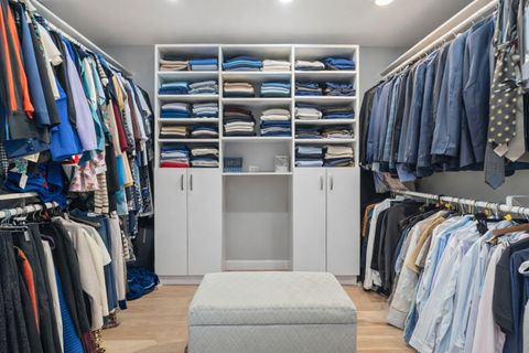 Tiny photo for 1337 Hiawatha Court, Highland Park, IL 60035 (MLS # 12606005)