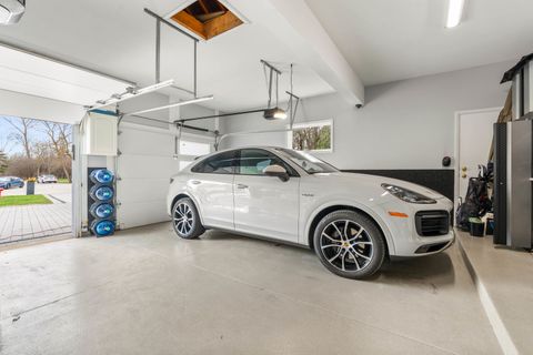 Tiny photo for 1337 Hiawatha Court, Highland Park, IL 60035 (MLS # 12606005)