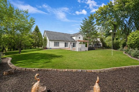 Tiny photo for 1337 Hiawatha Court, Highland Park, IL 60035 (MLS # 12606005)