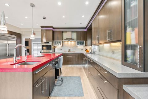 Tiny photo for 1337 Hiawatha Court, Highland Park, IL 60035 (MLS # 12606005)