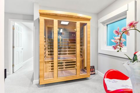 Tiny photo for 1337 Hiawatha Court, Highland Park, IL 60035 (MLS # 12606005)