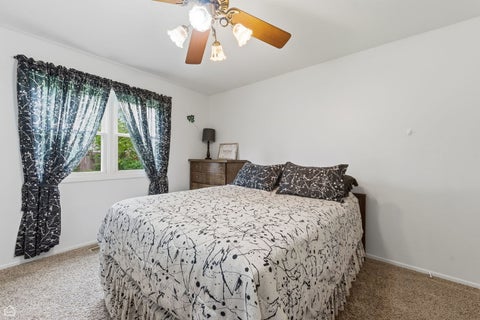Tiny photo for 275 ESSEX Court, Aurora, IL 60504 (MLS # 12660524)