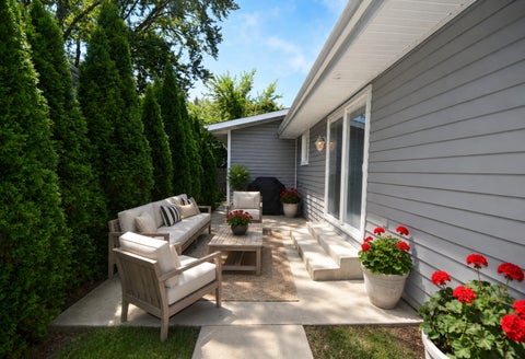 Tiny photo for 301 N Waukegan Road, Lake Bluff, IL 60044 (MLS # 12731633)